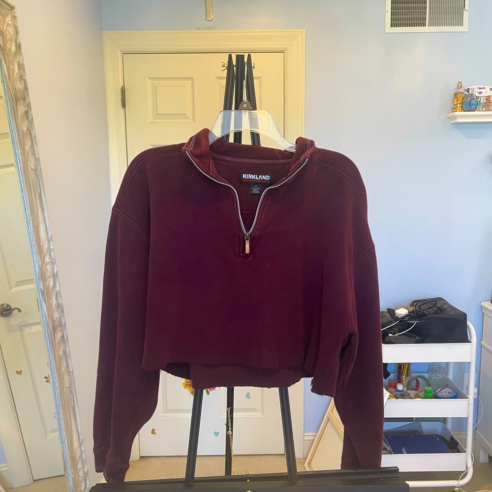 cropped zip up